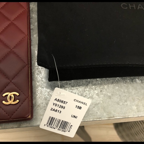 SOLD Chanel Lamb Skin Quilted Notebook - Picture 9 of 15